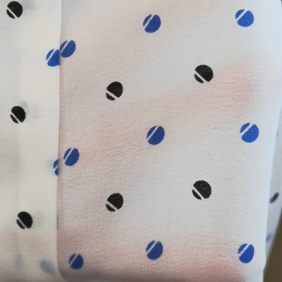 White Blouse with Navy and Blue Circles/Dots (NWT) - Picture 4 of 11